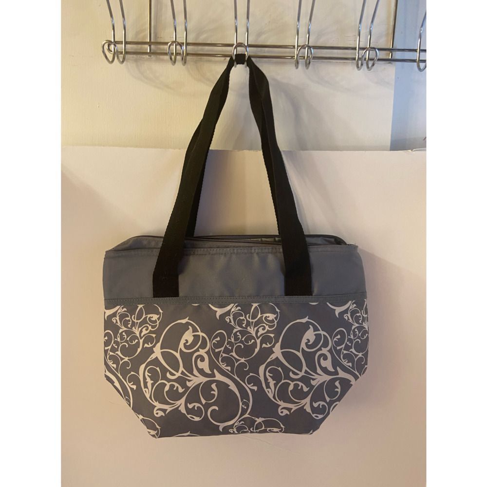 Igloo gray zipper lunch tote‎ 15x11”